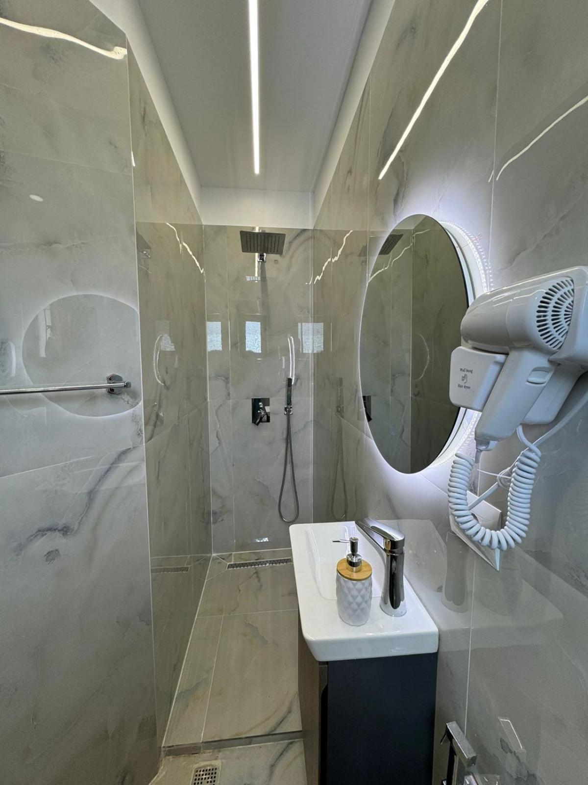 Vila Golden Sand Ksamil Ngoại thất bức ảnh